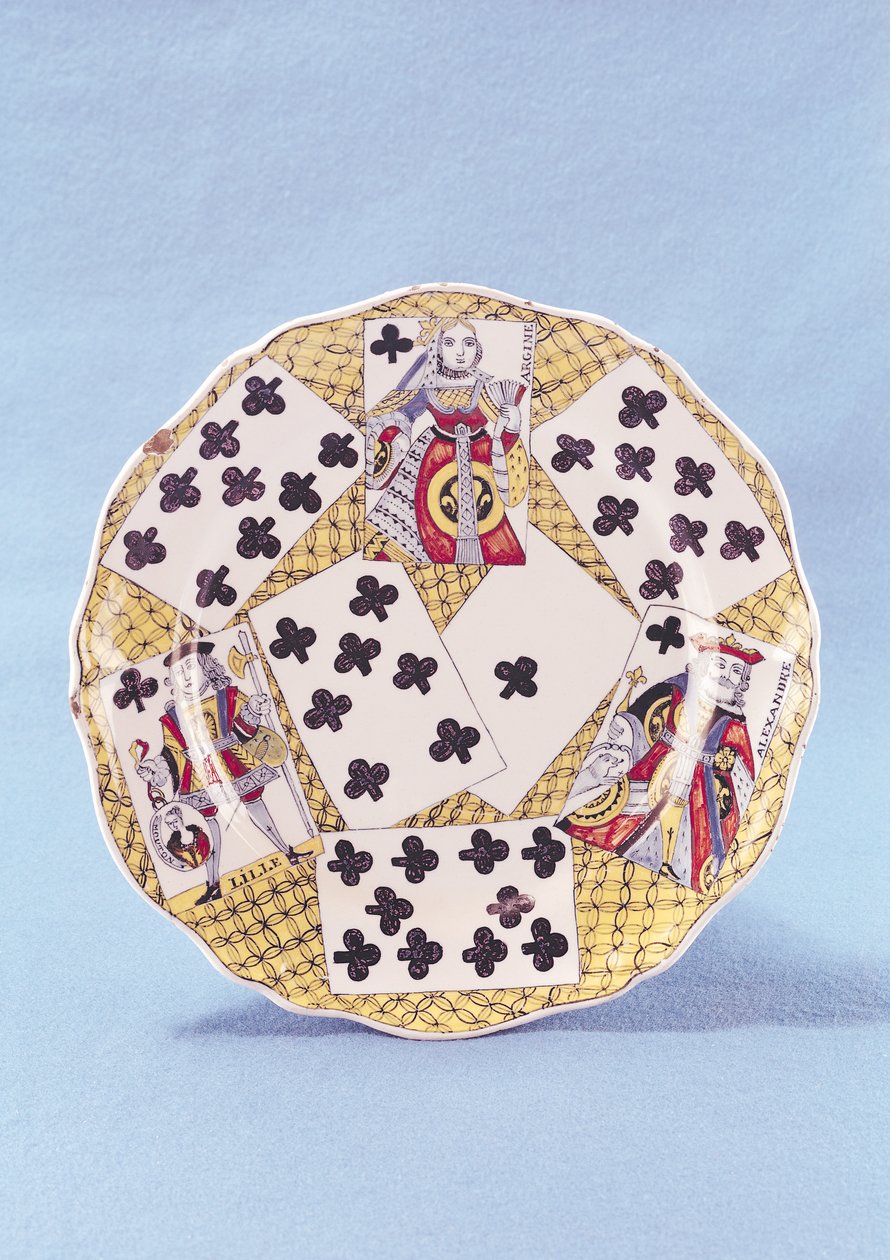 Placa decorada com um trompe loeil de cartas de baralho do século XVIII, Lille (faiança) de French School