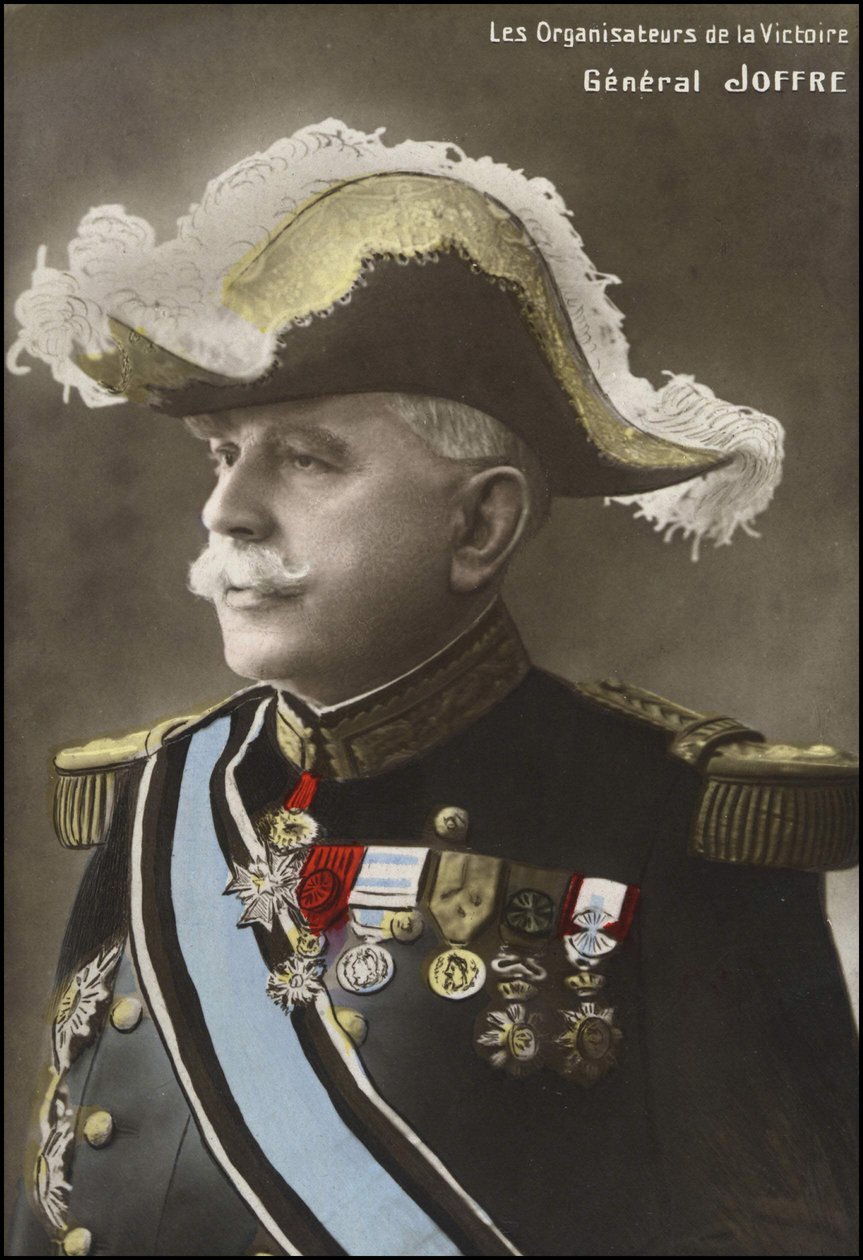 Retrato do General Joseph Joffre (1852 - 1931). de French School