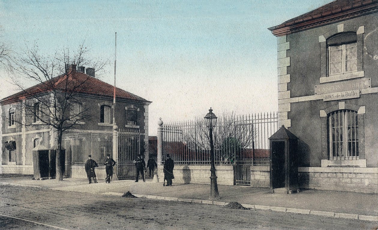 Cartão postal representando o quartel em Besançon, c. 1900 (lito colorido) de French School