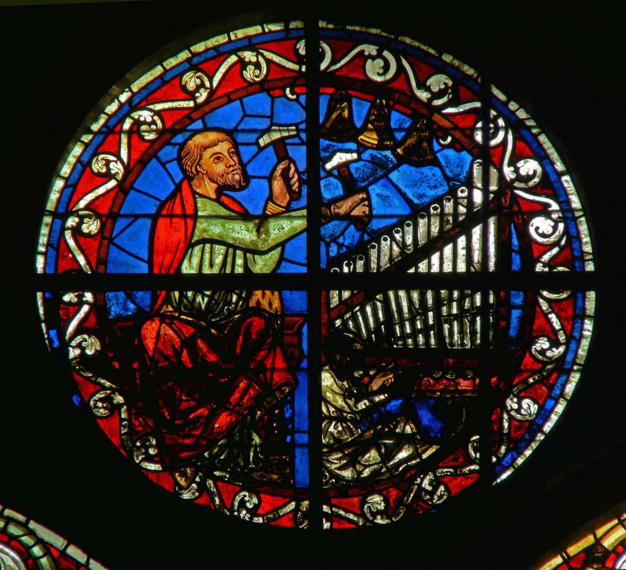 Rosette janela representando um órgão e sinos de French School