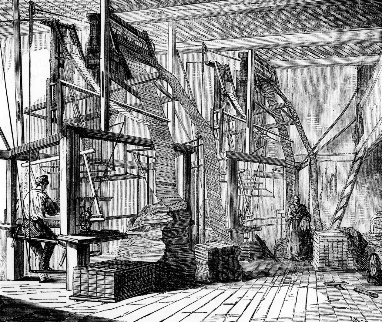 Silkworkers em uma oficina em Lyon usando um tear de Jacquard, c.1880 de French School