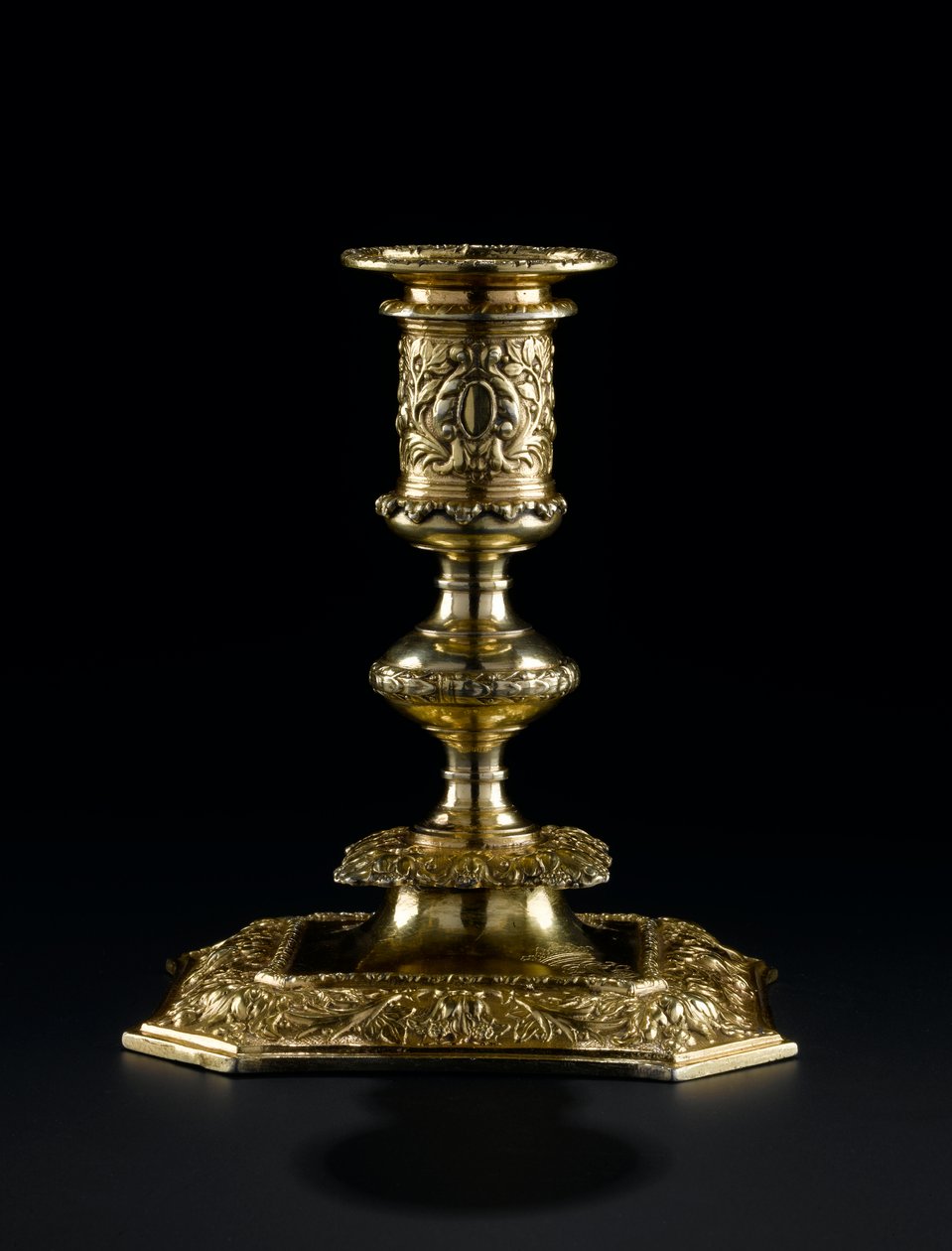 Castiçal de prata dourada com bico destacável, do serviço de banheiro Lennoxlove, de propriedade de Frances Teresa Stewart, duquesa de Richmond e Lennox: francês, Paris, por Pierre Masse, 1661-1662 de French School