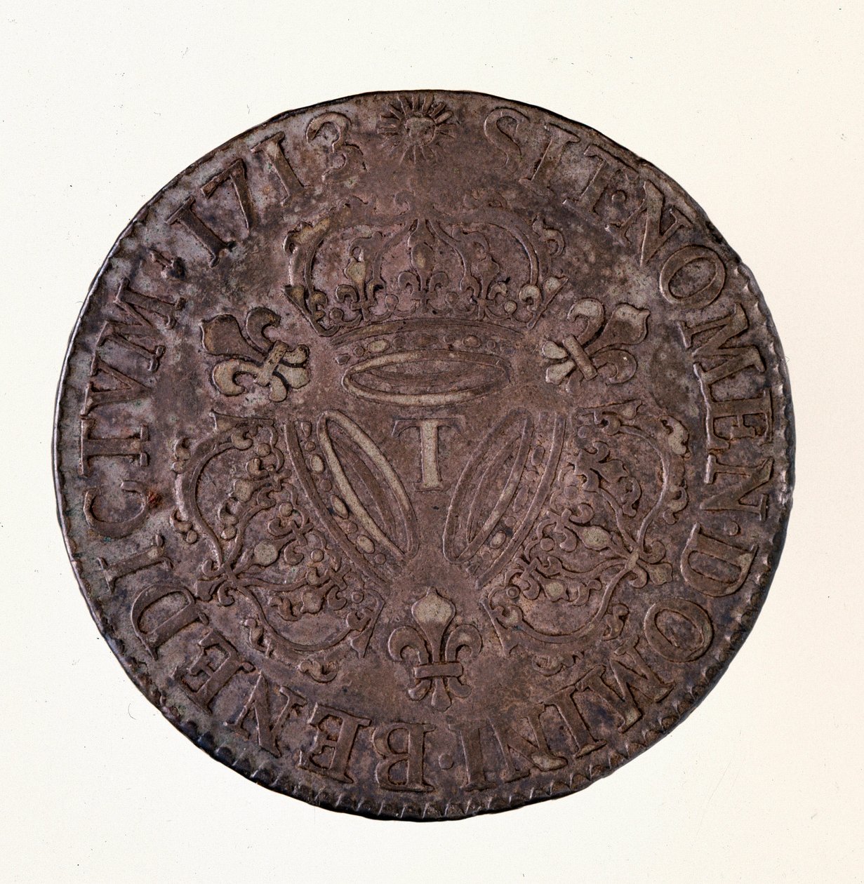 ecu francês prateado (scude), reinado do rei Luís XIV (1643-1715) 1713 Diam. 4 cm Nápoles, museo archeologico de French School