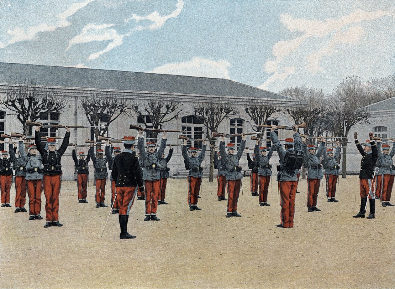 Escola militar especial de Saint-Cyr (Saint Cyr), serviço interno: início da formação. de French School