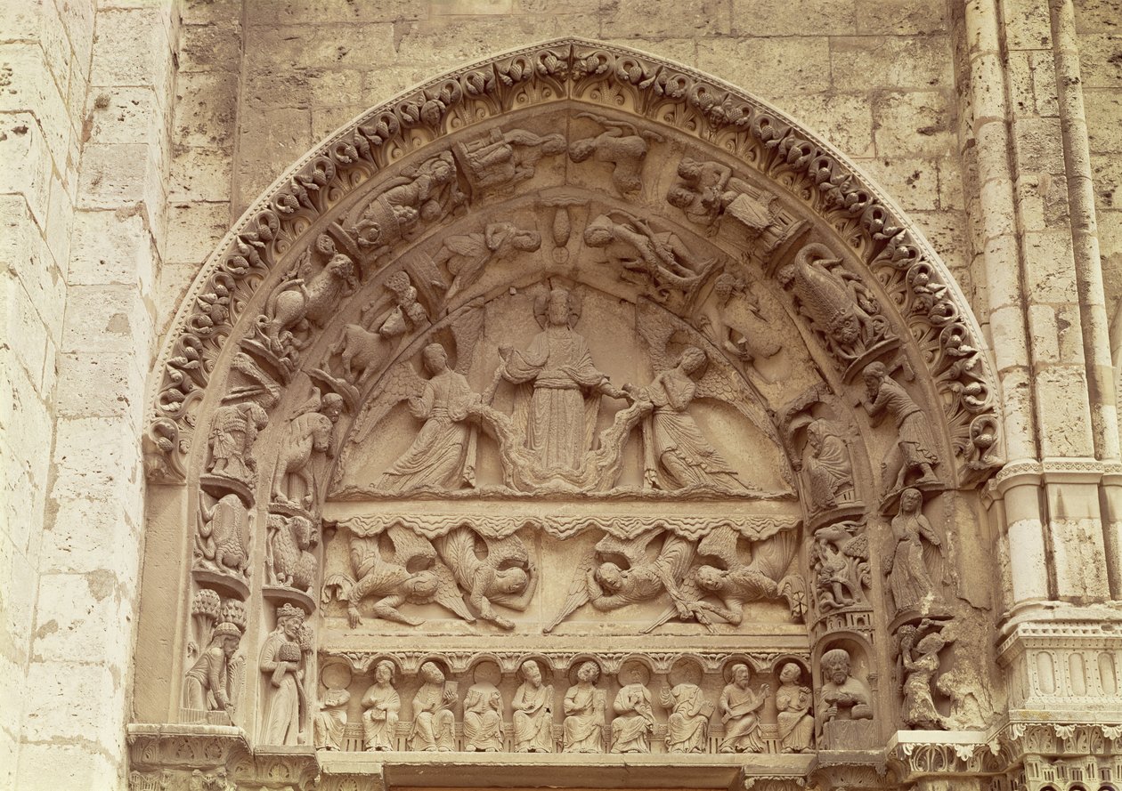 O Portal Real, porta norte, tímpano representando a Ascensão, c.1145-50 de French School