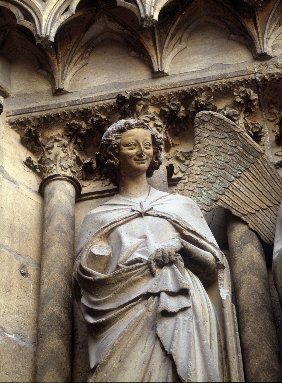 O anjo com o sorriso da Cathedrale de Reims de French School