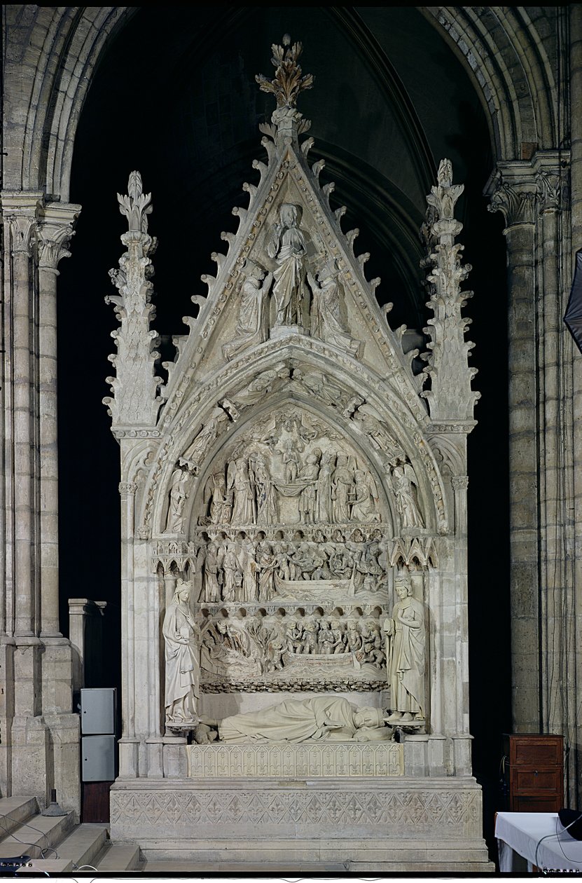 Túmulo de Dagobert I (605-39) Rei dos Francos, restaurado por Adolfo Victore Geoffrey-Dechaume (1816-92) em 1862, c.1263 de French School