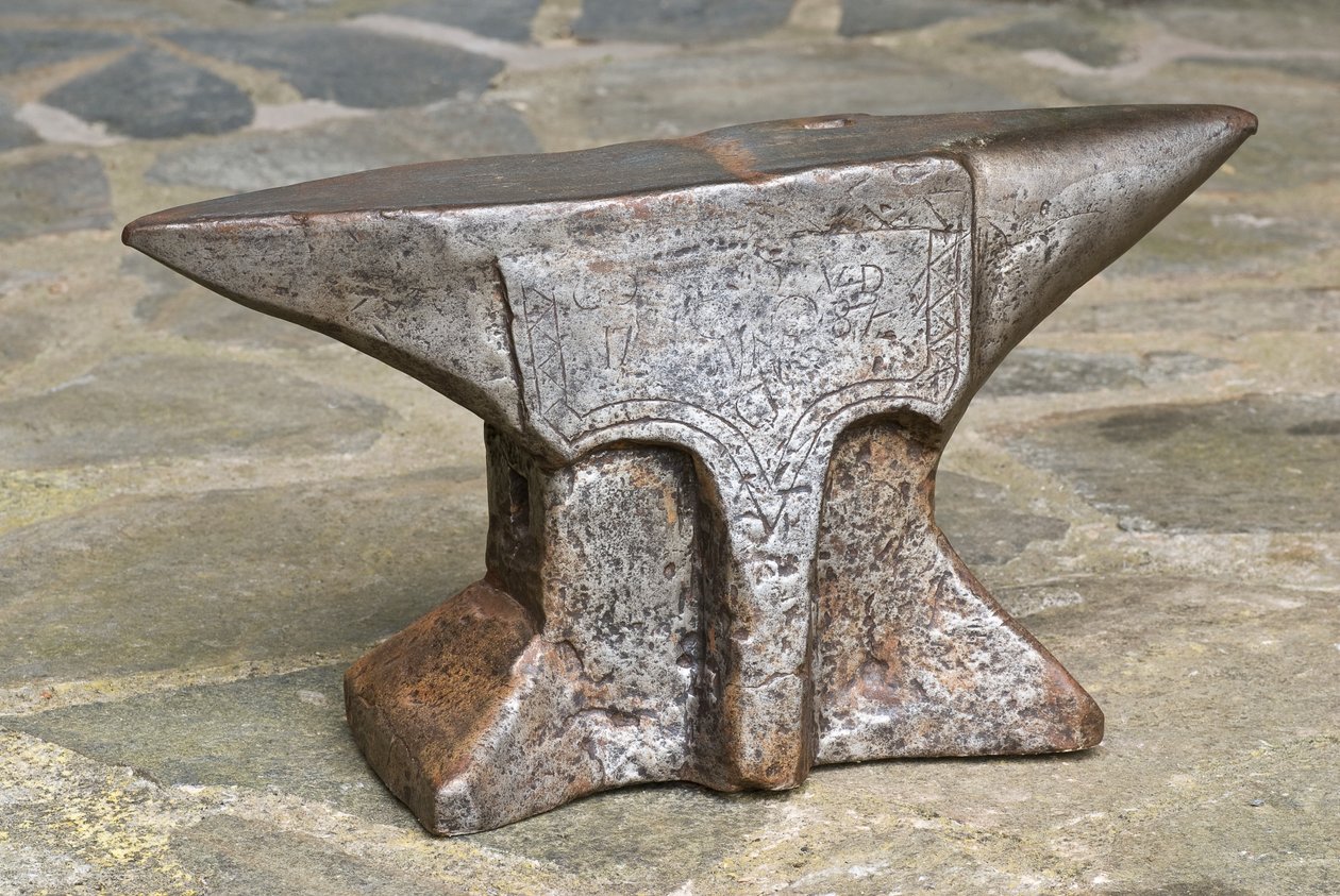 Bigorna de dois chifres, 1787 (ferro fundido) de French School
