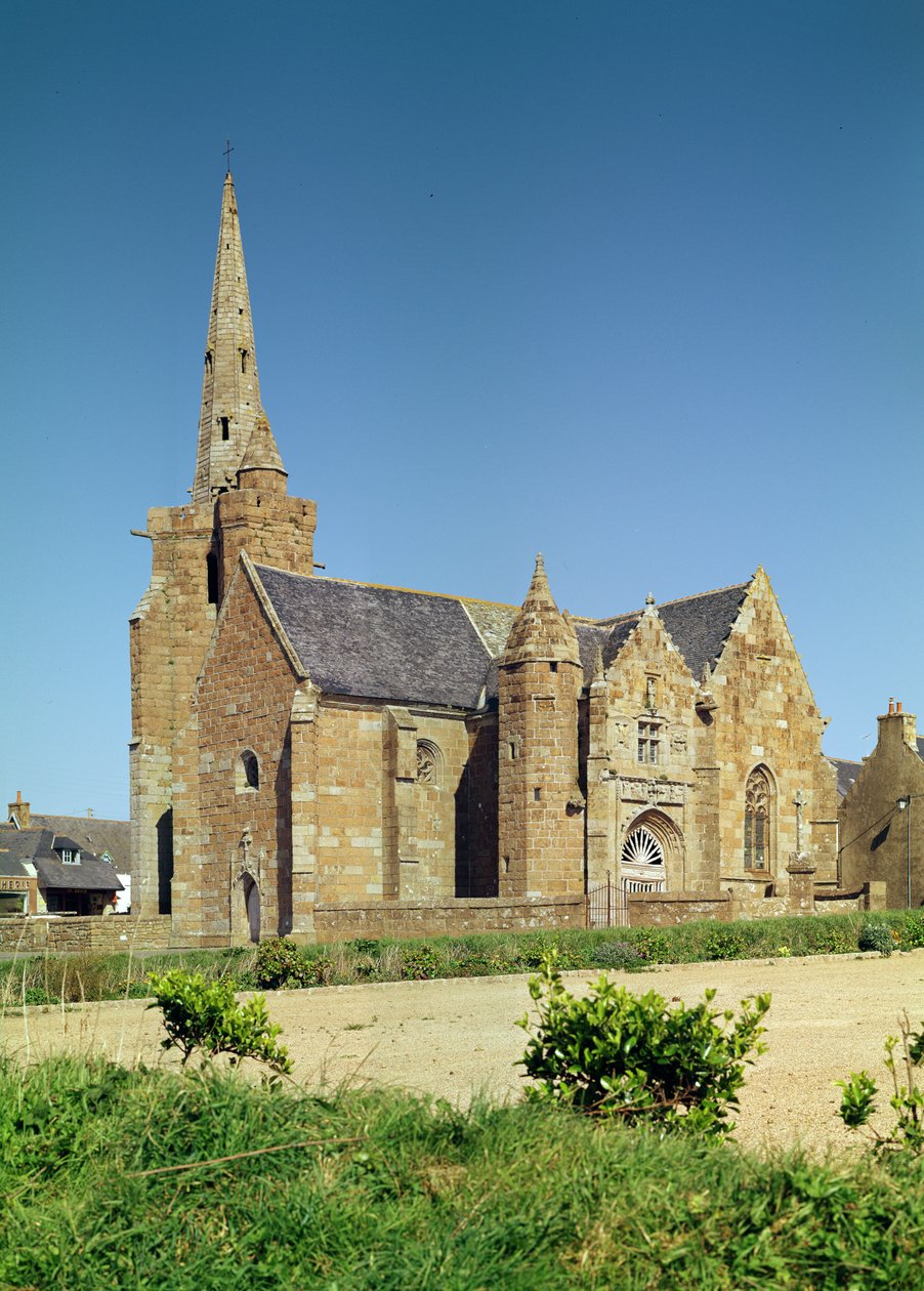 Vista da igreja de French School