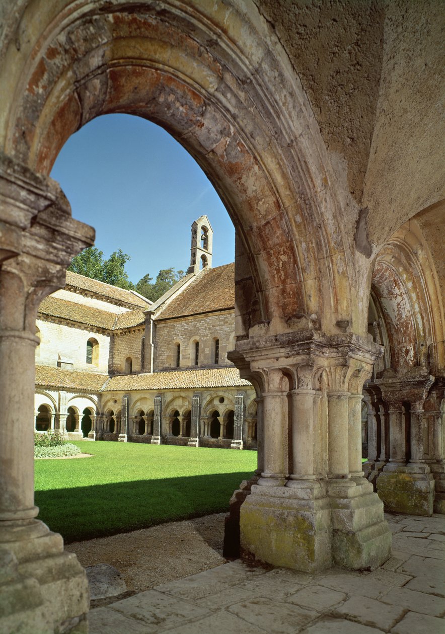 Vista do claustro de French School