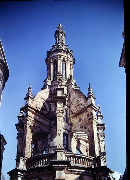 Vista da lanterna do grande escalier, construída em 1519-26 de French School