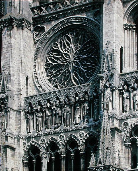 Vista da janela rosa na fachada oeste, 1225-30 de French School