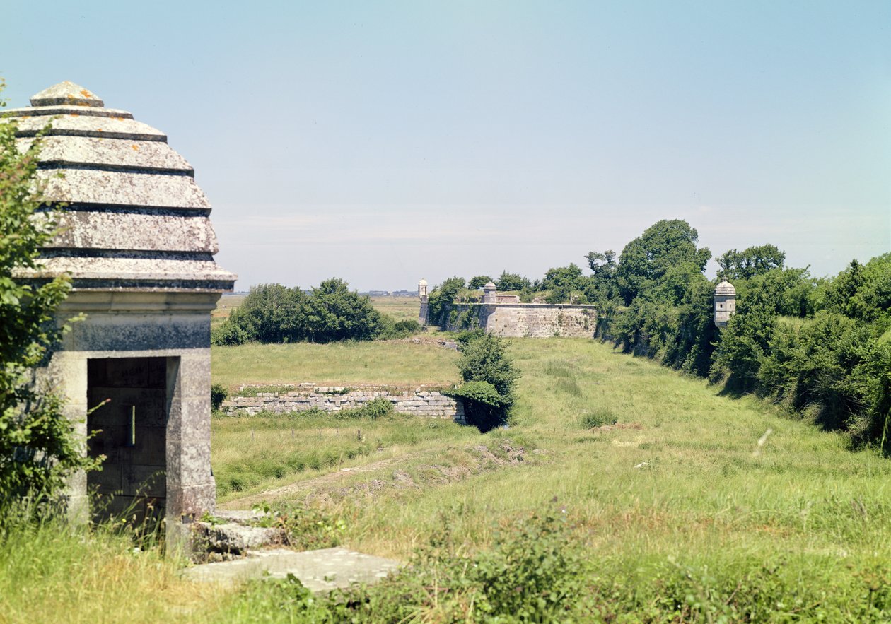 Vista das fortificações destruídas construídas por Richelieu depois de 1628 de French School