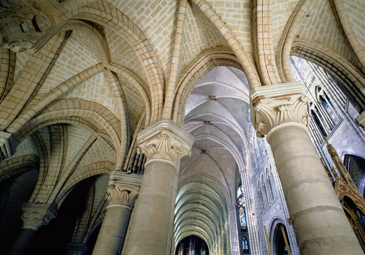Vista da abóbada no ambulatório, c.1140-44 de French School