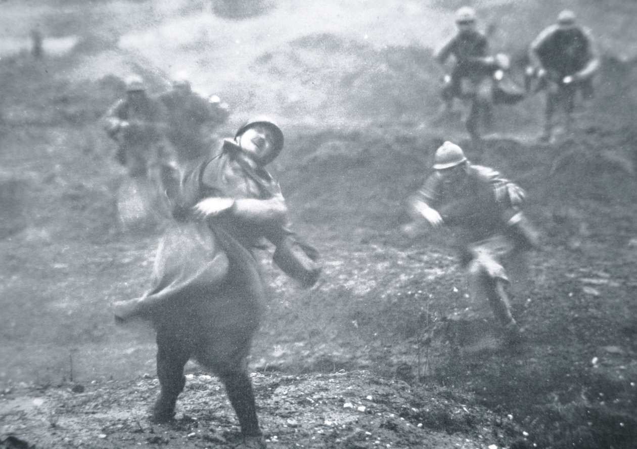 Soldado francês da I Guerra Mundial atingido por tiros durante um avanço na Frente Ocidental de French School