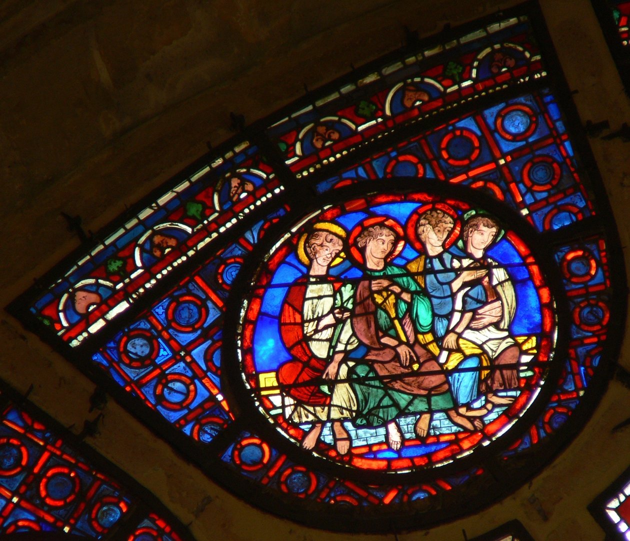 Janela Ww representando quatro apóstolos de French School