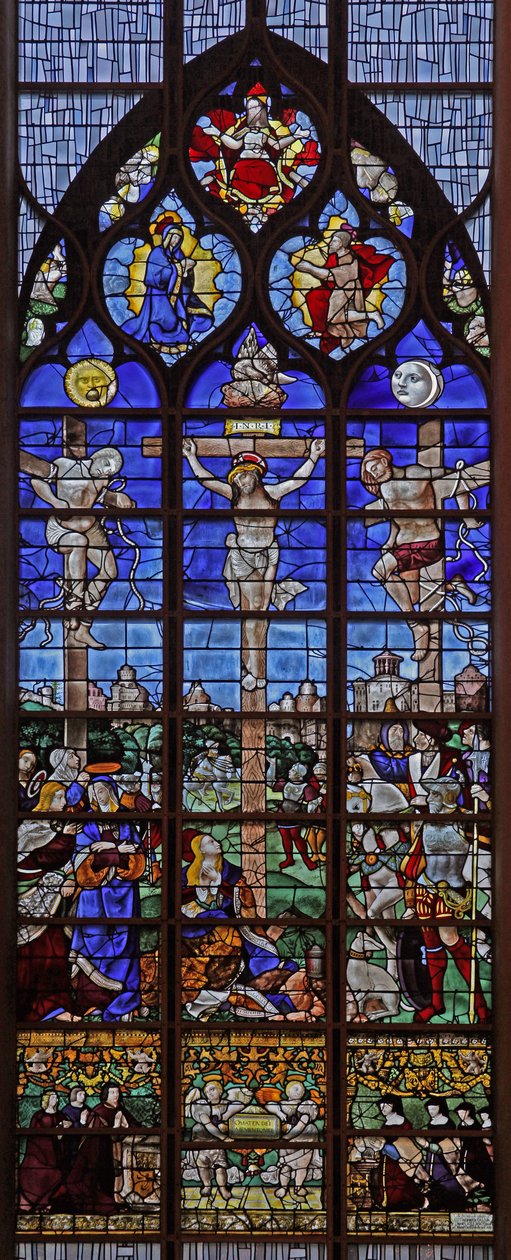 Janela w11 representando a crucificação de French School