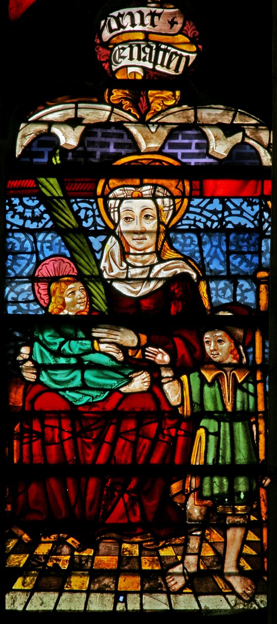 Janela w132 representando St Anne, Maria e Cristo de French School
