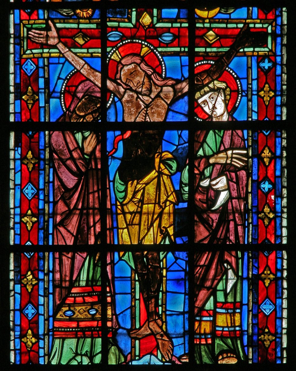 Janela w200 representando a crucificação de French School