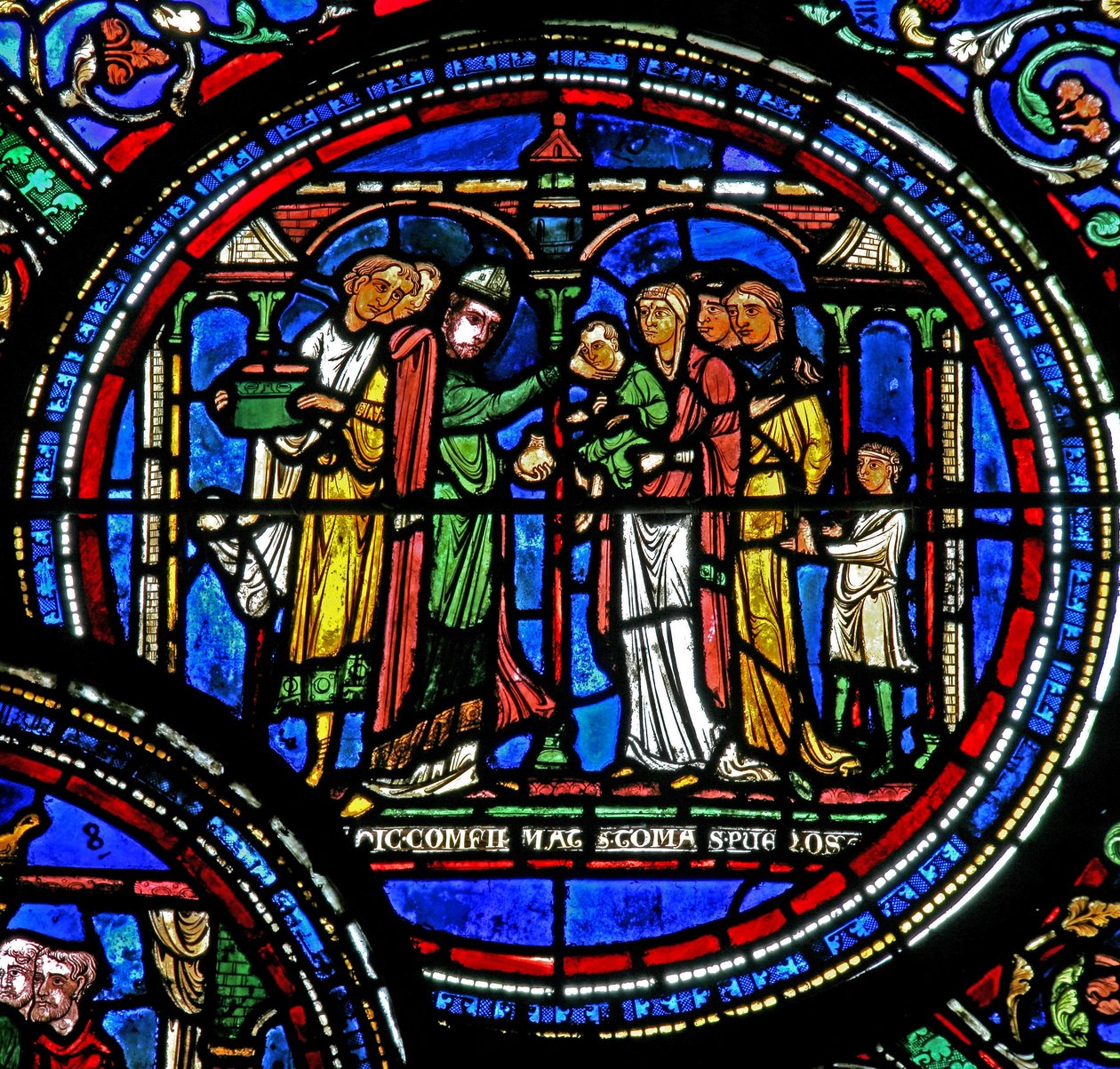 Janela w23 representando St Thomas Becket confirmando crianças de French School