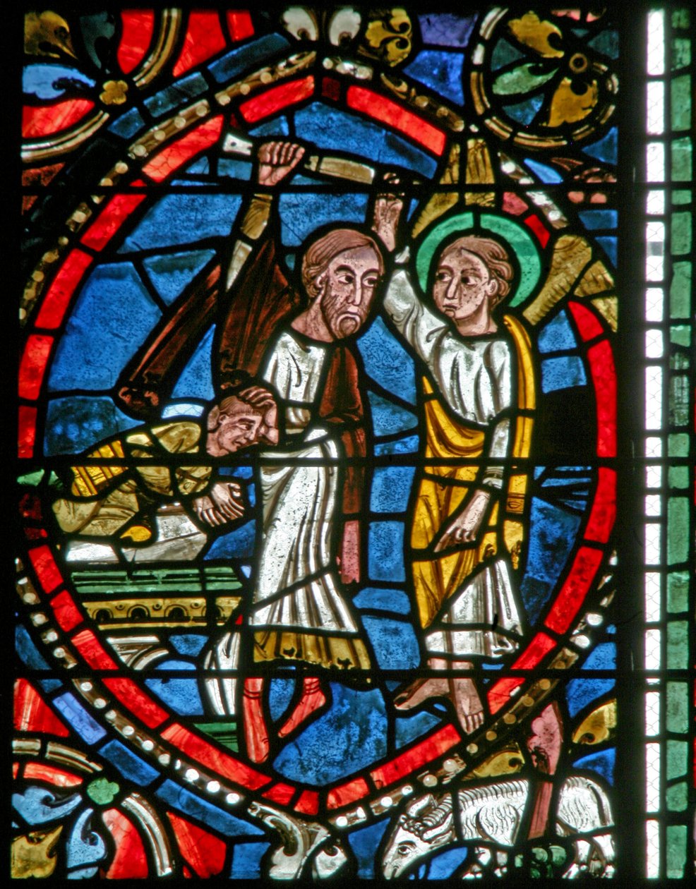 Janela w5-L representando Abraham é interrompida por um anjo de sacrificar Isaac de French School