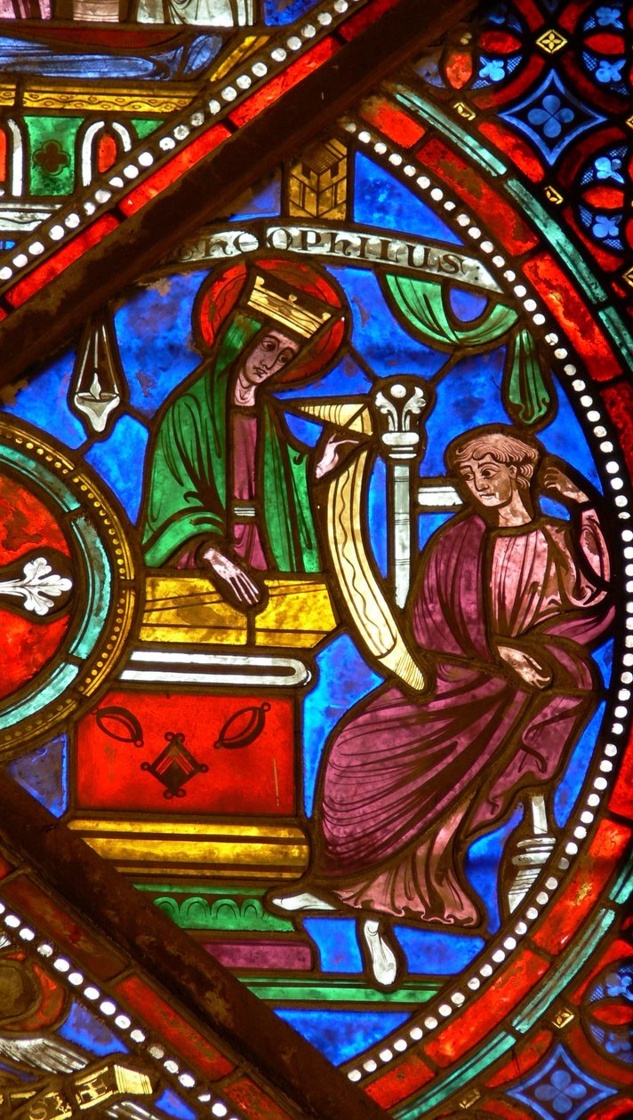 Janela w6 representando uma cena da história de Theophilus: a Virgem devolve o pacto de French School