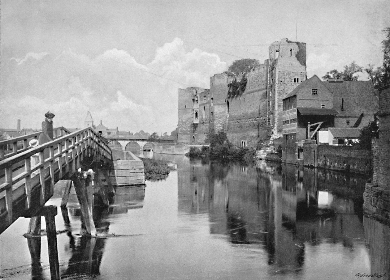 Castelo e ponte de Newark, c1896 de Frith and Co