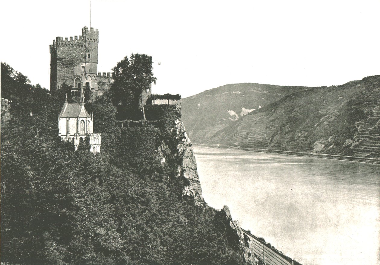 Castelo de Rheinstein no rio Reno, Alemanha, 1895. de Frith and Co