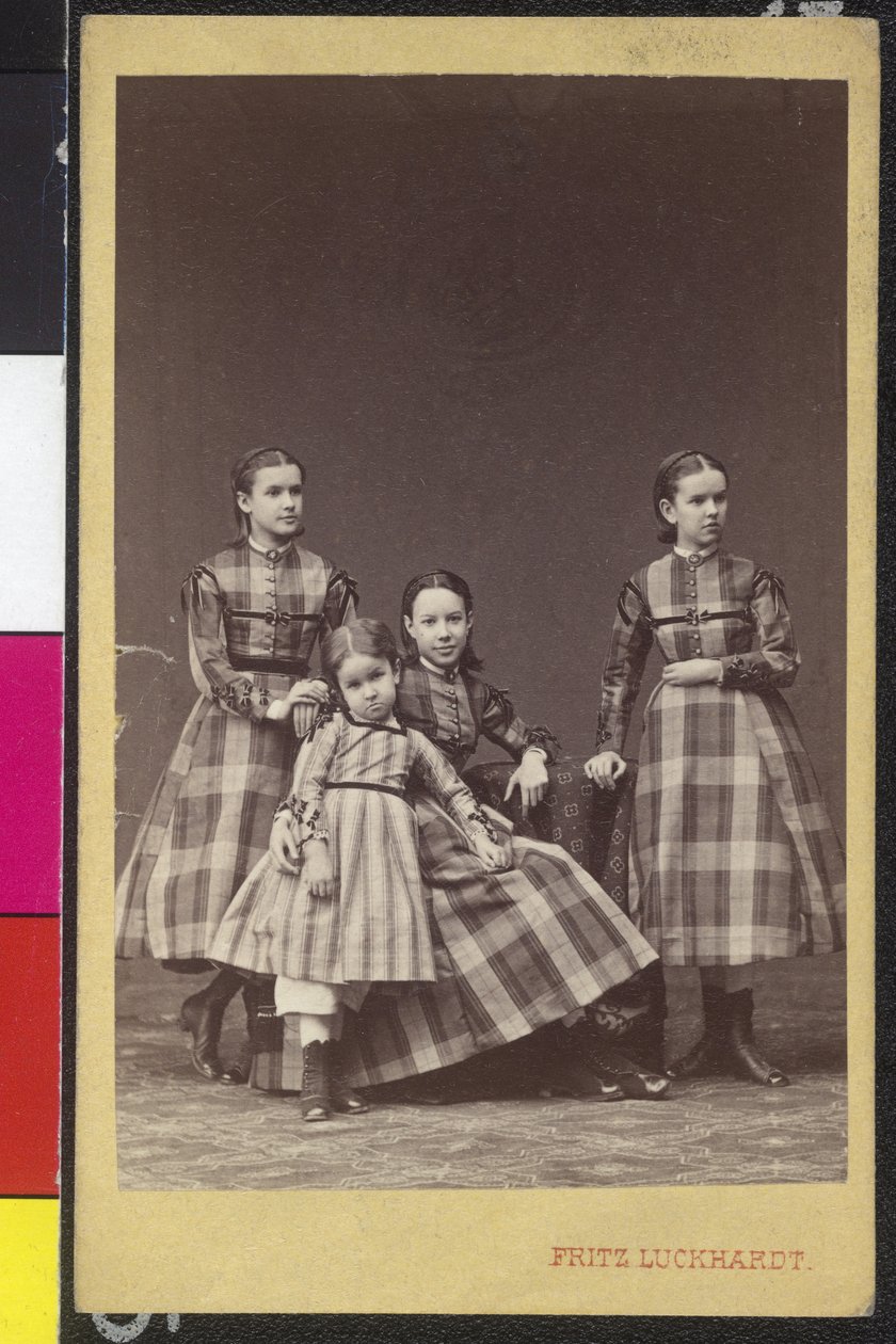 Quatro raparigas de Fritz Luckhardt
