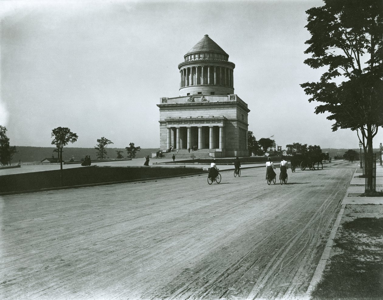 Túmulo de Grant, Riverside Drive, Cidade de Nova York de G.P. Hall und Sohn