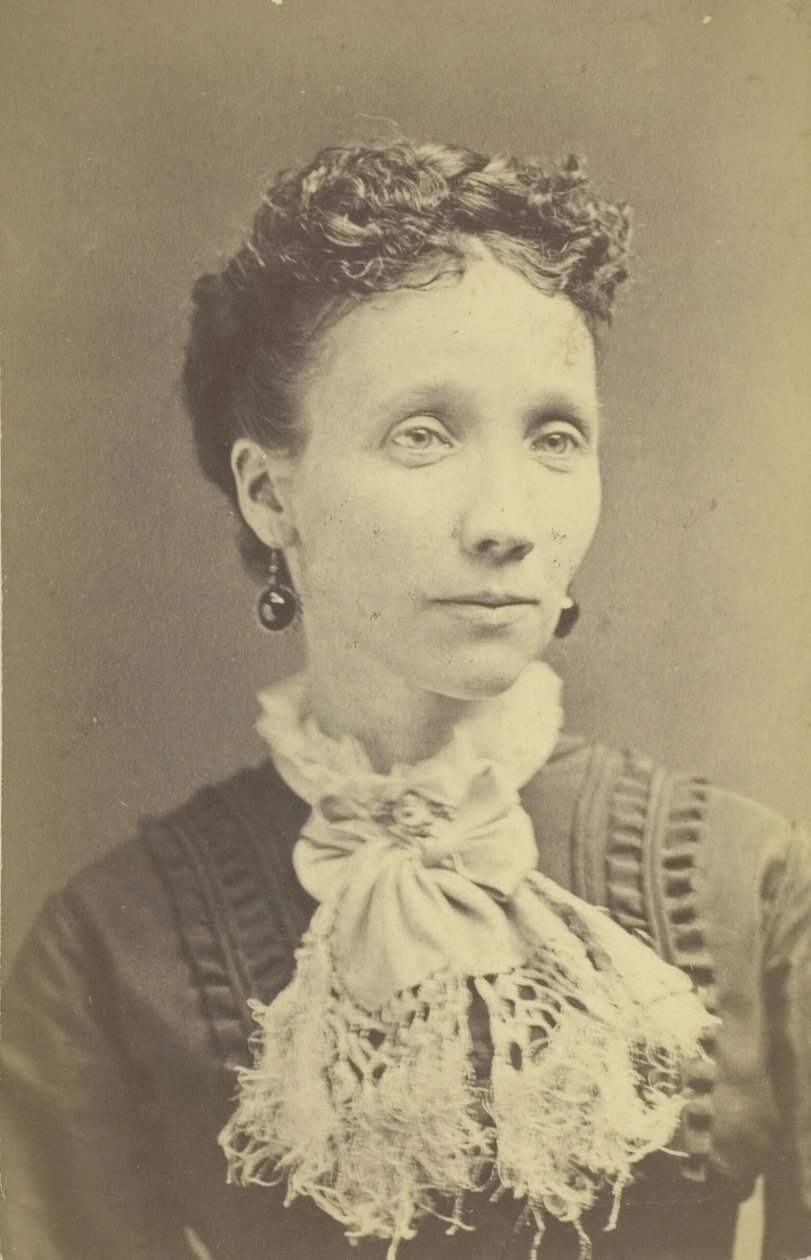 Retrato de mulher sem título, 185099. de G. C. Gilchrest