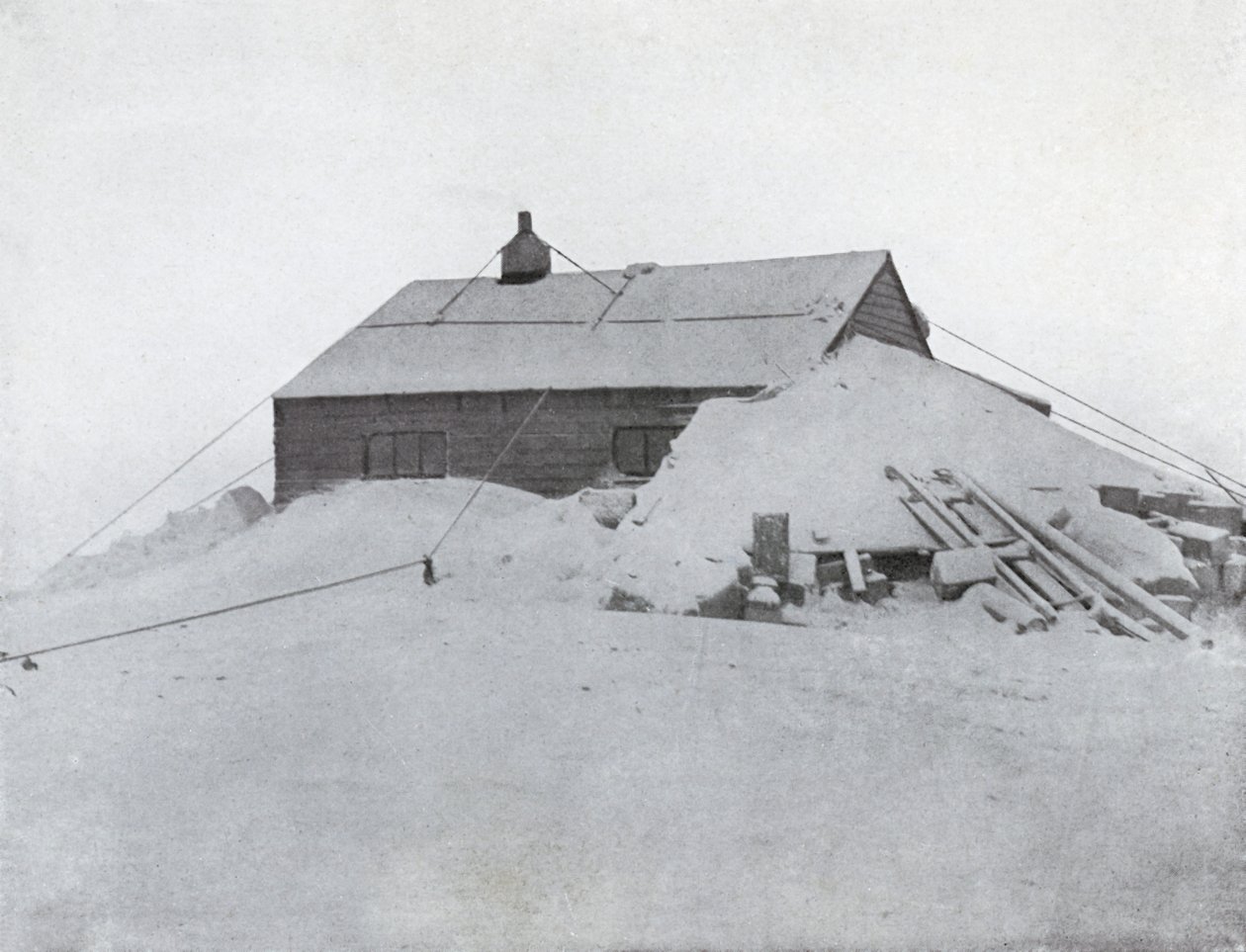 A cabana em Cape Adare, c1911, 1913 de G. Murray Levick