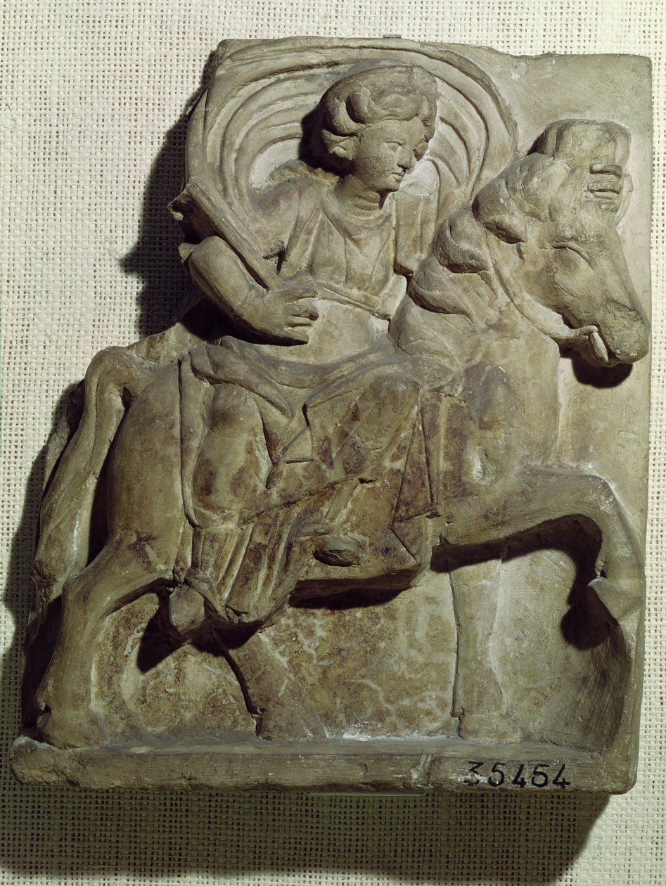Alívio de Epona, deusa gaulesa, protetora de cavalos, cavaleiros e viajantes, de Gannat, Allier, c.50 aC-400 dC (argila) de Gallo Roman