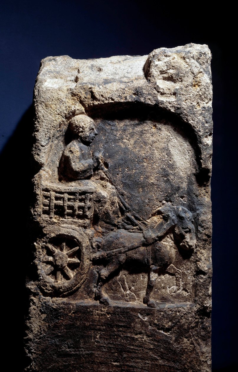 Art Gallo Romain: estela representando um homem em uma carroça arreada a um cavalo. 50 AC-100 DC. Metz. Museu de Belas Artes de Gallo Roman