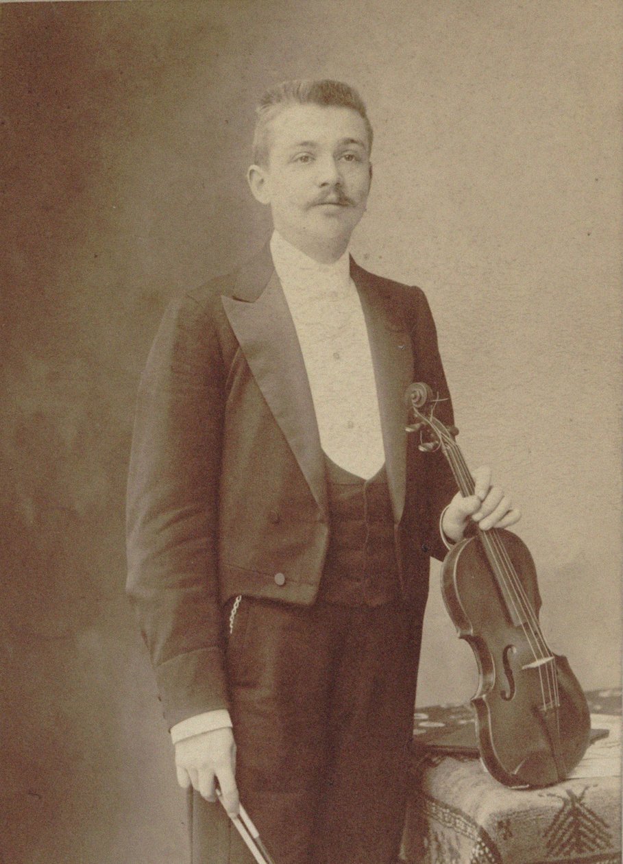 Retrato do violinista e compositor Henri Marteau 1874-1934. de Gaspard Félix Nadar