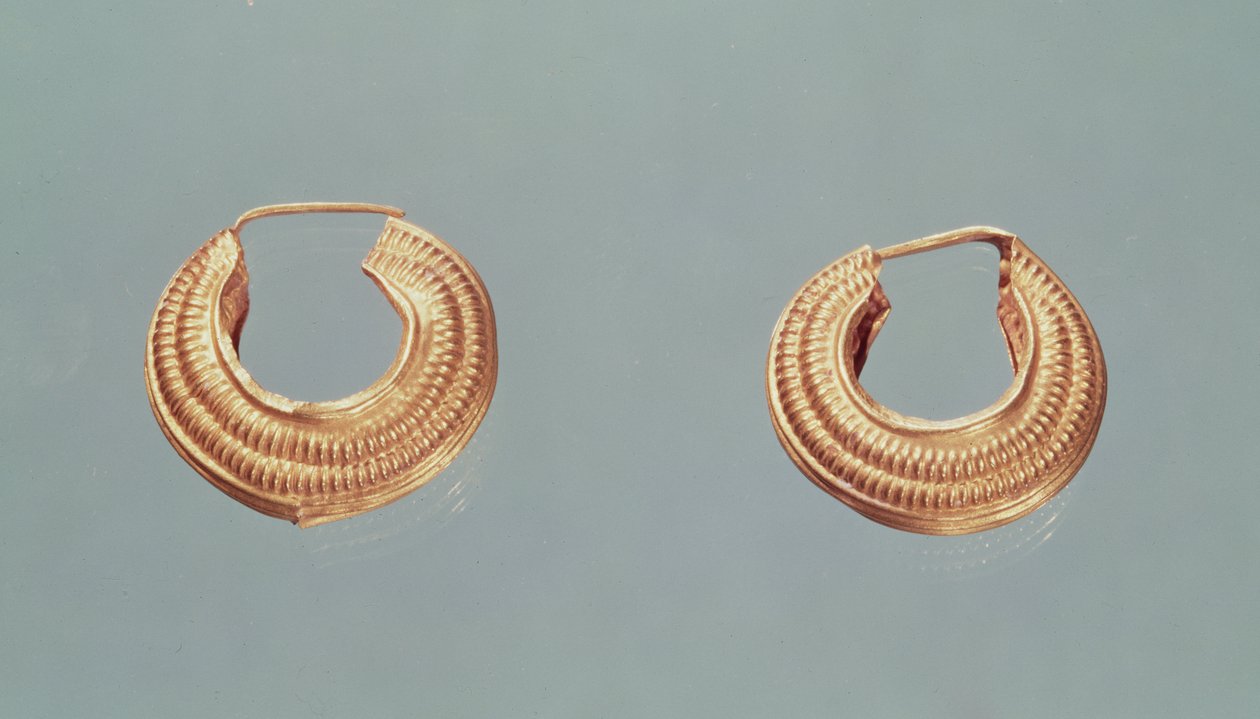 Par de brincos, de Saint-Jean-de-Tourbe, Tene I, c.475-0 aC (ouro) de Gaulish