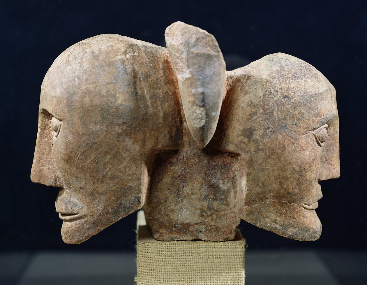 Busto de duas cabeças de Hermes, de Roquepertuse de Gaulish