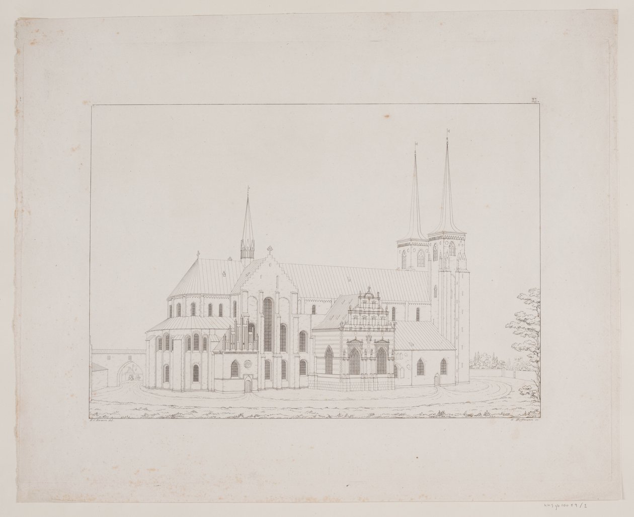 Dinamarquês: Catedral de Roskilde vista do norte de Georg Hoffmann