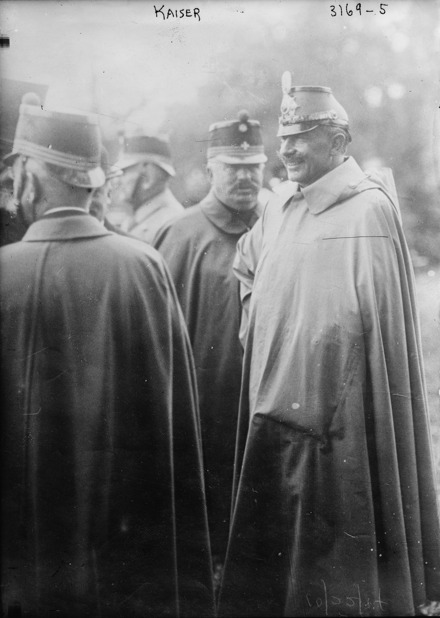 Kaiser Wilhelm com suas tropas, 1914-18 de George Grantham Bain