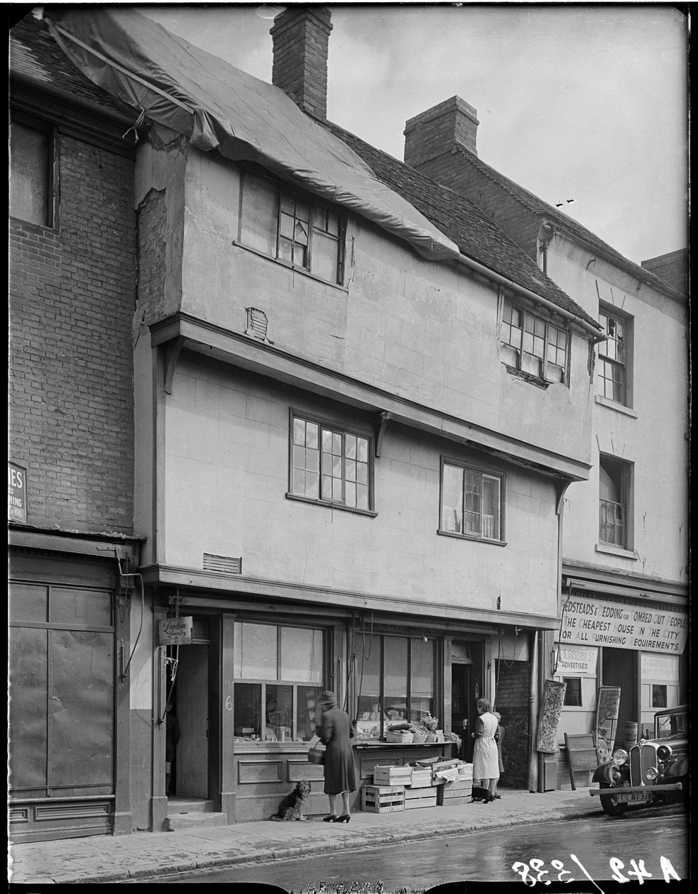 6-7 Gosford Street, Coventry, Coventry, Coventry, 1941. de George Bernard Mason