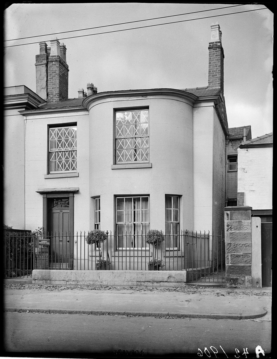 Ashbourne Road, Derby, 1942. de George Bernard Mason