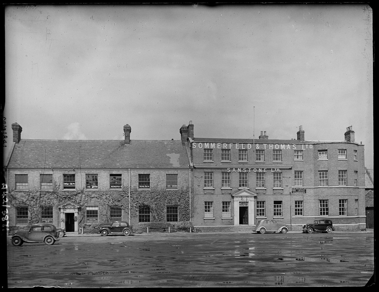 Terça-feira Market Place, Kings Lynn, Kings Lynn e West Norfolk, Norfolk, 1942. de George Bernard Mason