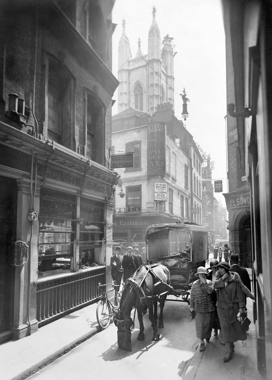 Bow Lane olhando para o sul, City of London, c1930 de George Davison Reid