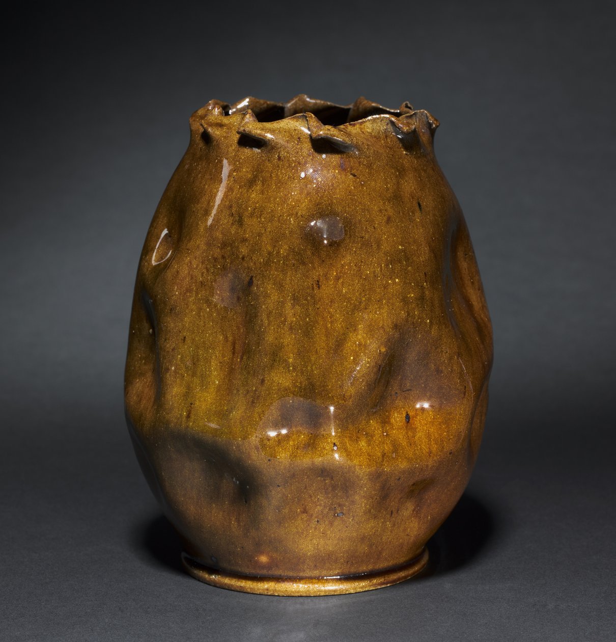 Vaso, c.1900 (grés) de George E. Ohr