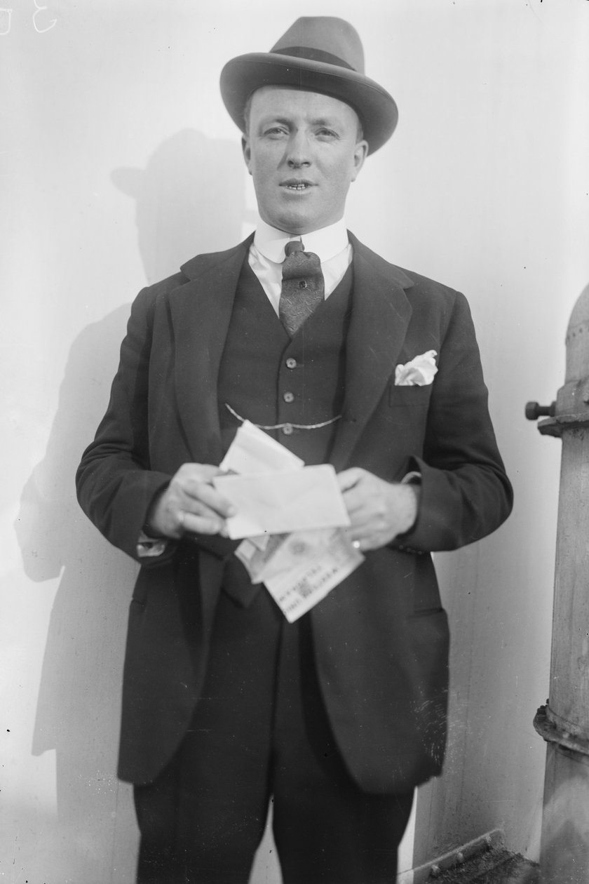 Hugh Walpole, c.1920 de George Grantham Bain