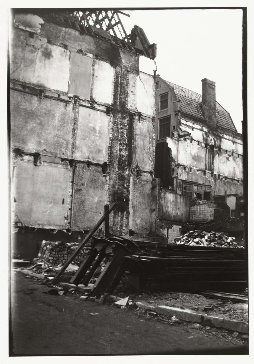 Demolição numa rua de Amesterdão de George Hendrik Breitner