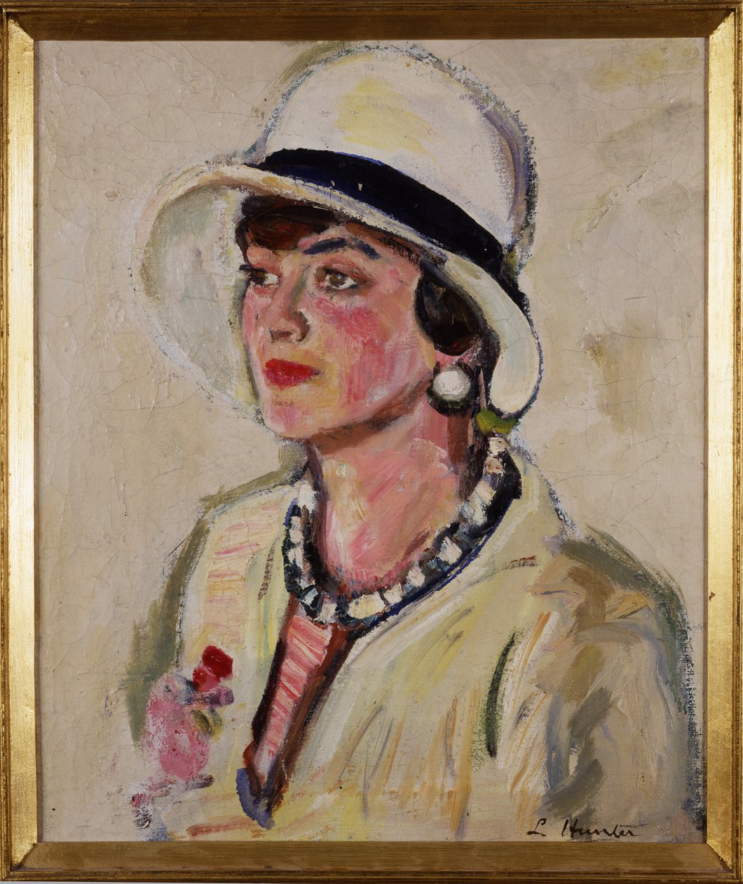 O Chapéu Branco de George Leslie Hunter