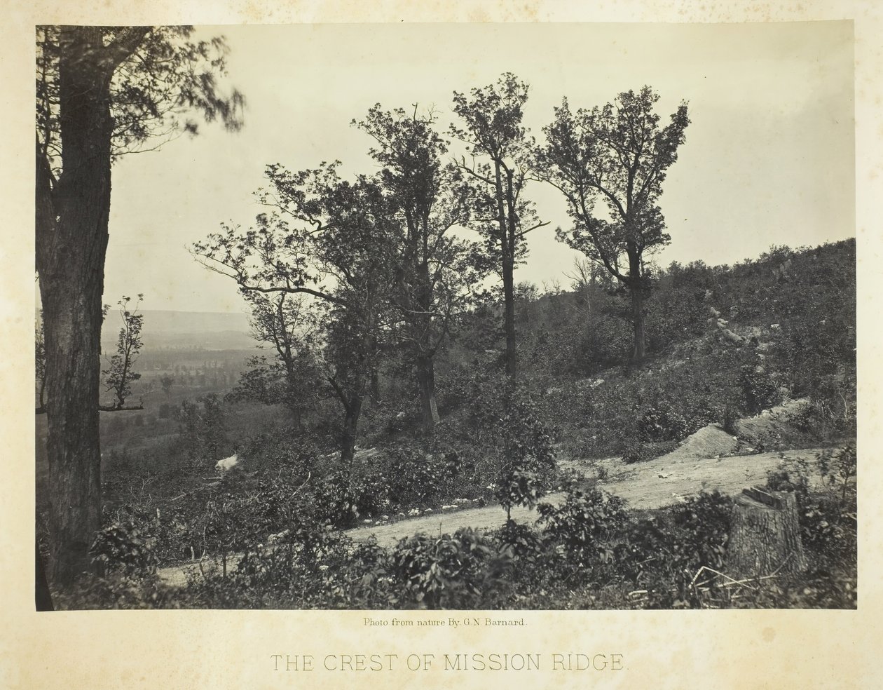 A crista de Mission Ridge, 186466. de George N. Barnard