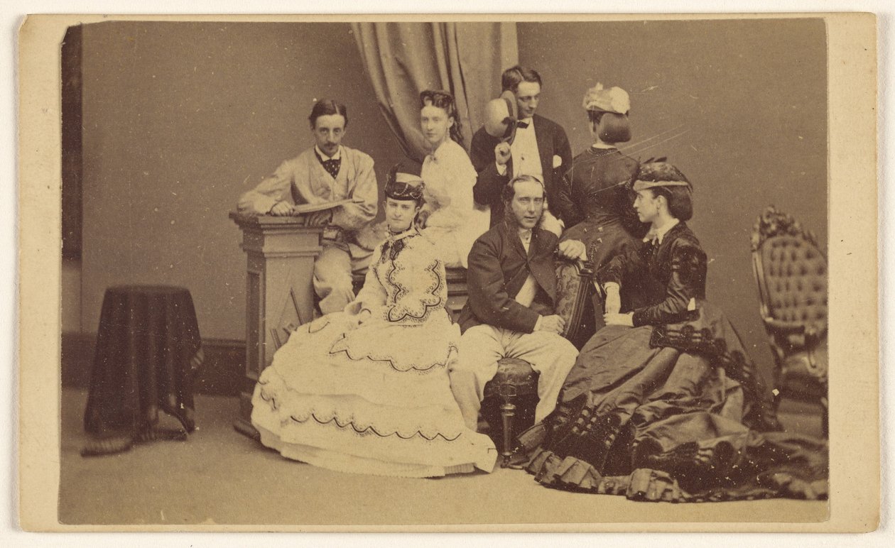 [Retrato de um grupo não identificado: quatro mulheres e três homens] de George P. Critcherson