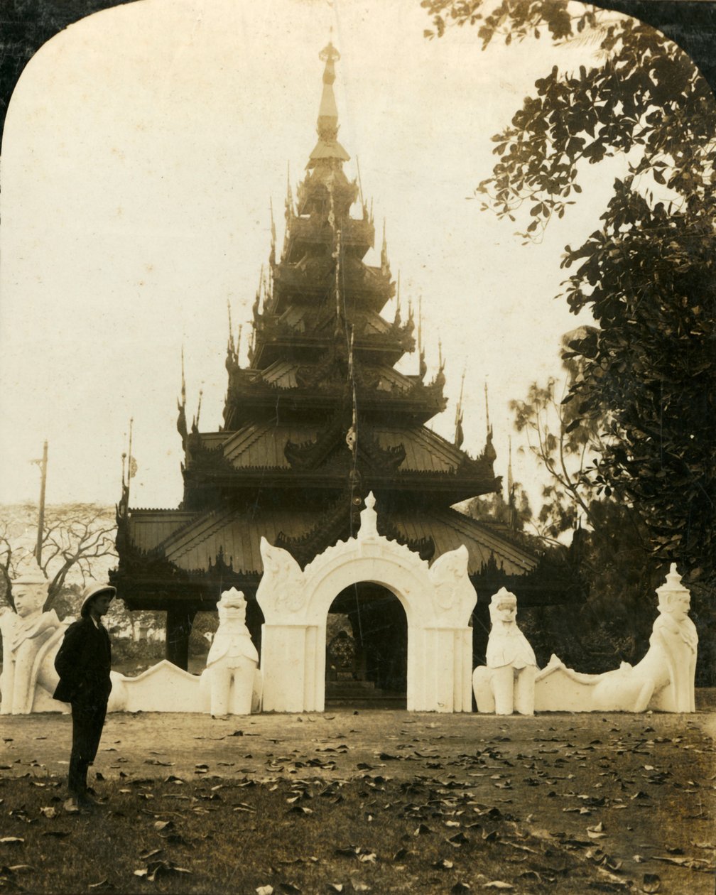 Pagode birmanês, Eden Gardens, Calcutá, c1909. de George Rose